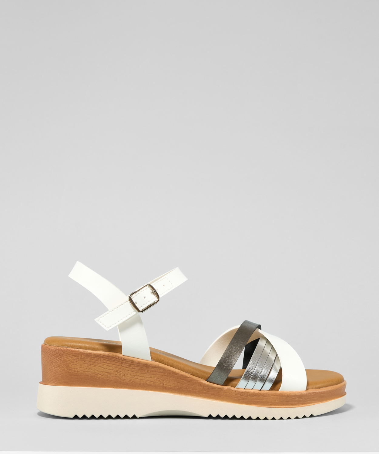 Sandalias tiras combinadas